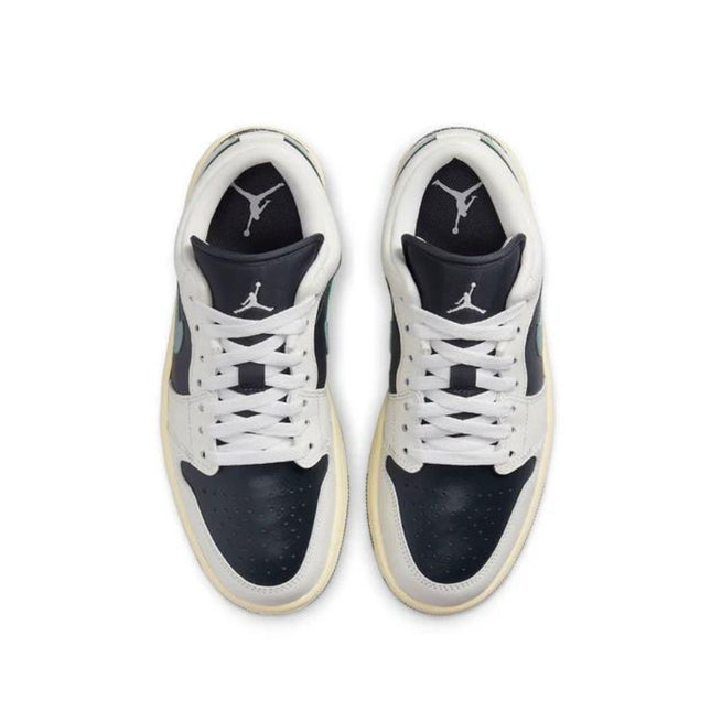 Tênis Air Jordan 1 Low Jade Smoke - DC0774-001