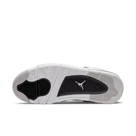 Tênis Air Jordan 4 Retrô Military Black