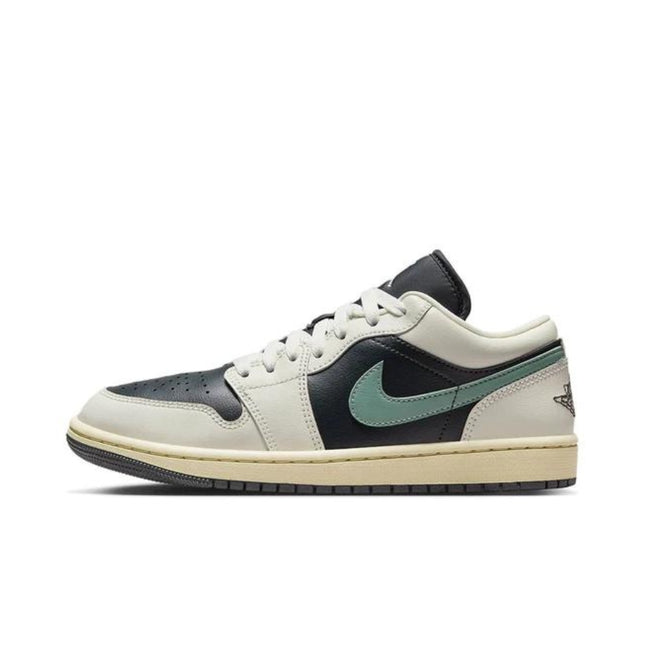 Tênis Air Jordan 1 Low Jade Smoke - DC0774-001